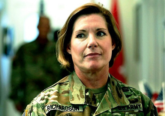 Biden Nomina A La General Laura Richardson Para Liderar El Comando Sur De Eeuu