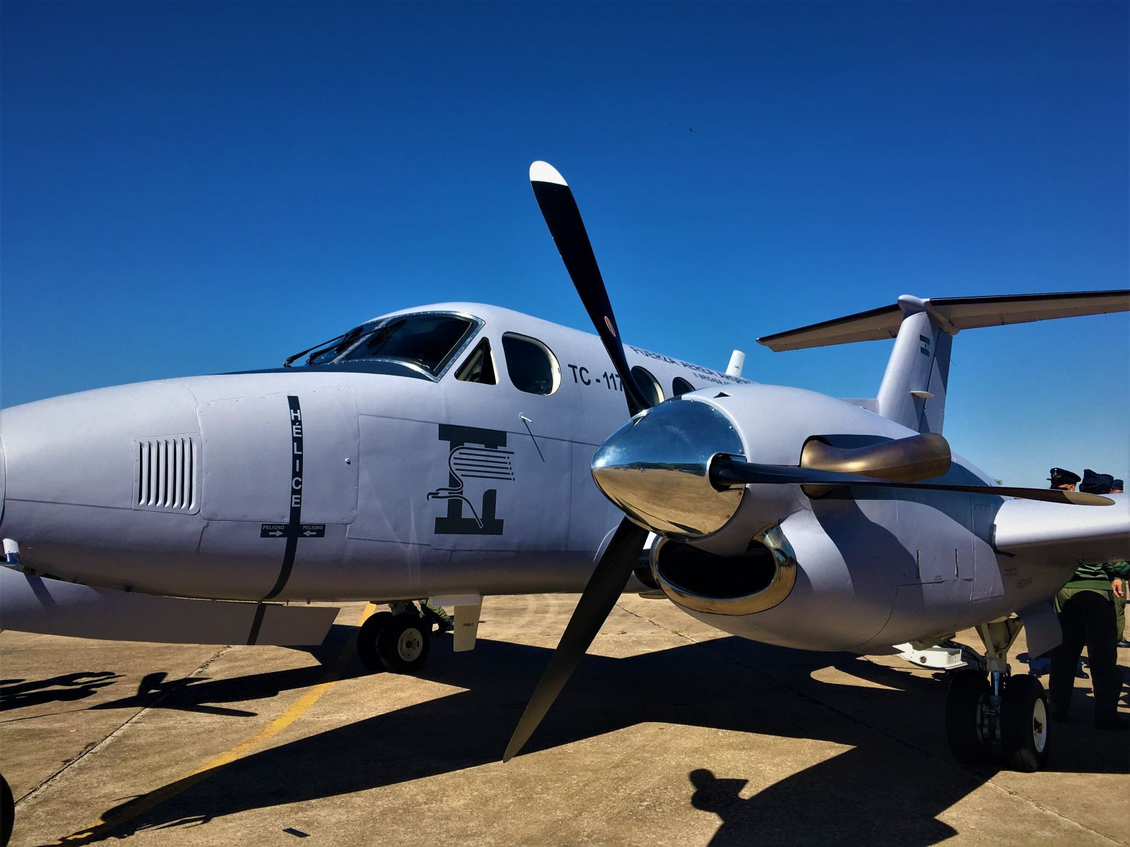 La Fuerza Aérea Argentina Incorpora Oficialmente El Primer Avión UC-12B ...