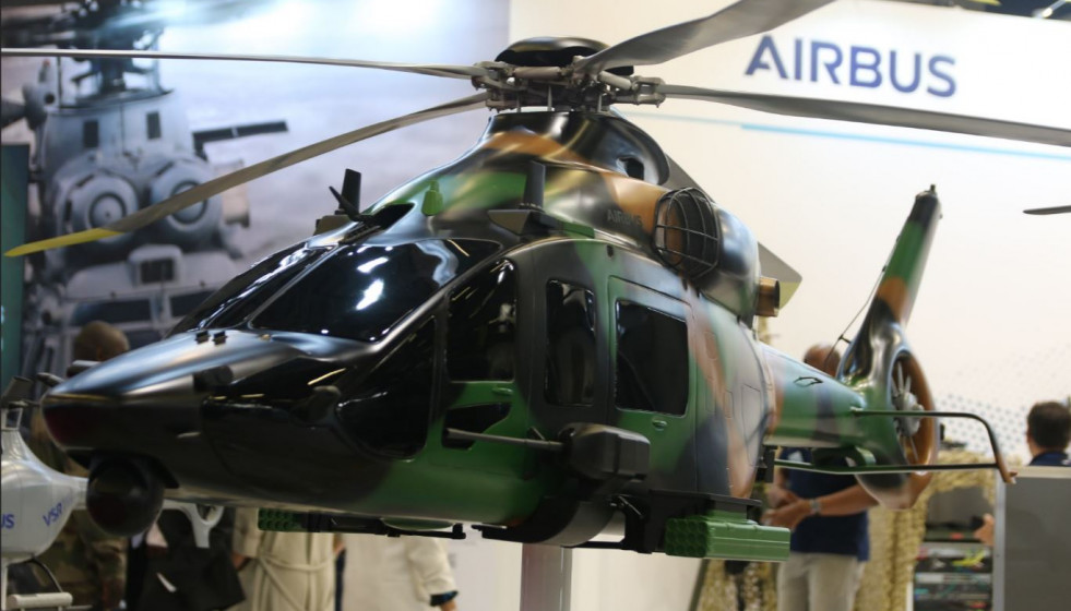 Maqueta del helicóptero H160M HIL de Airbus en Eurosatory 2018. Foto: Ginés Soriano Forte