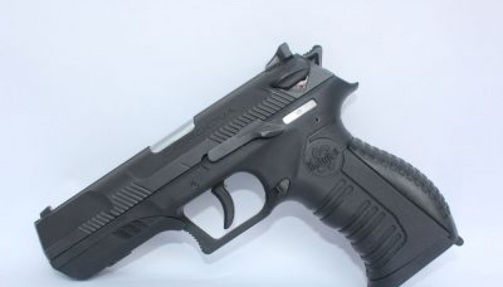 141022 pistola colombia cordova
