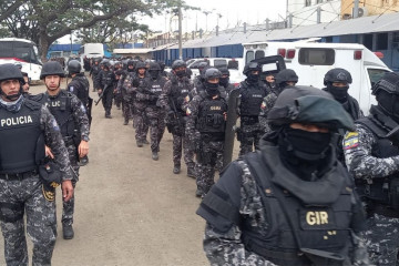 Chalecos Policia Ecuador. Foto Policia Ecuador