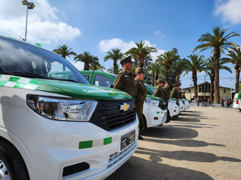 Carabineros de Chile arrienda 1.969 cámaras corporales Hytera VM750D por  10,6 millones de dólares