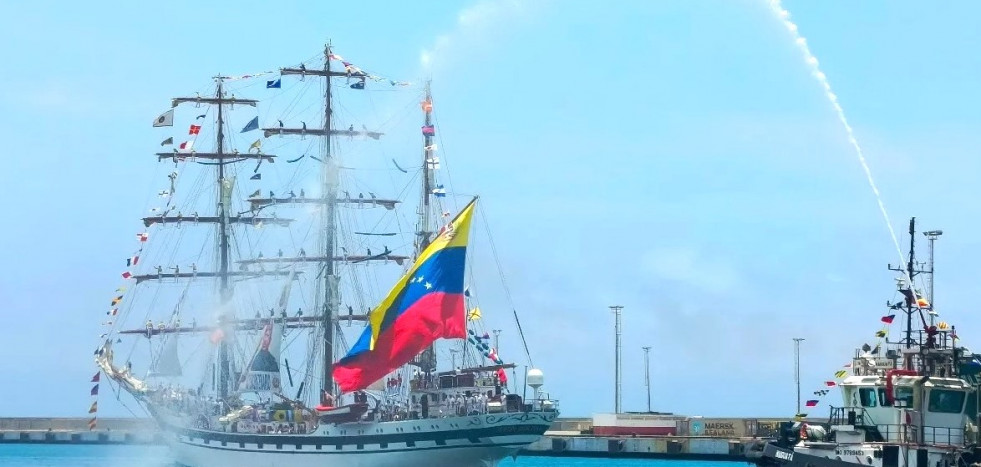 Venezuela Armada SimonBolivAR BE 11 CmdoEscuadra AV