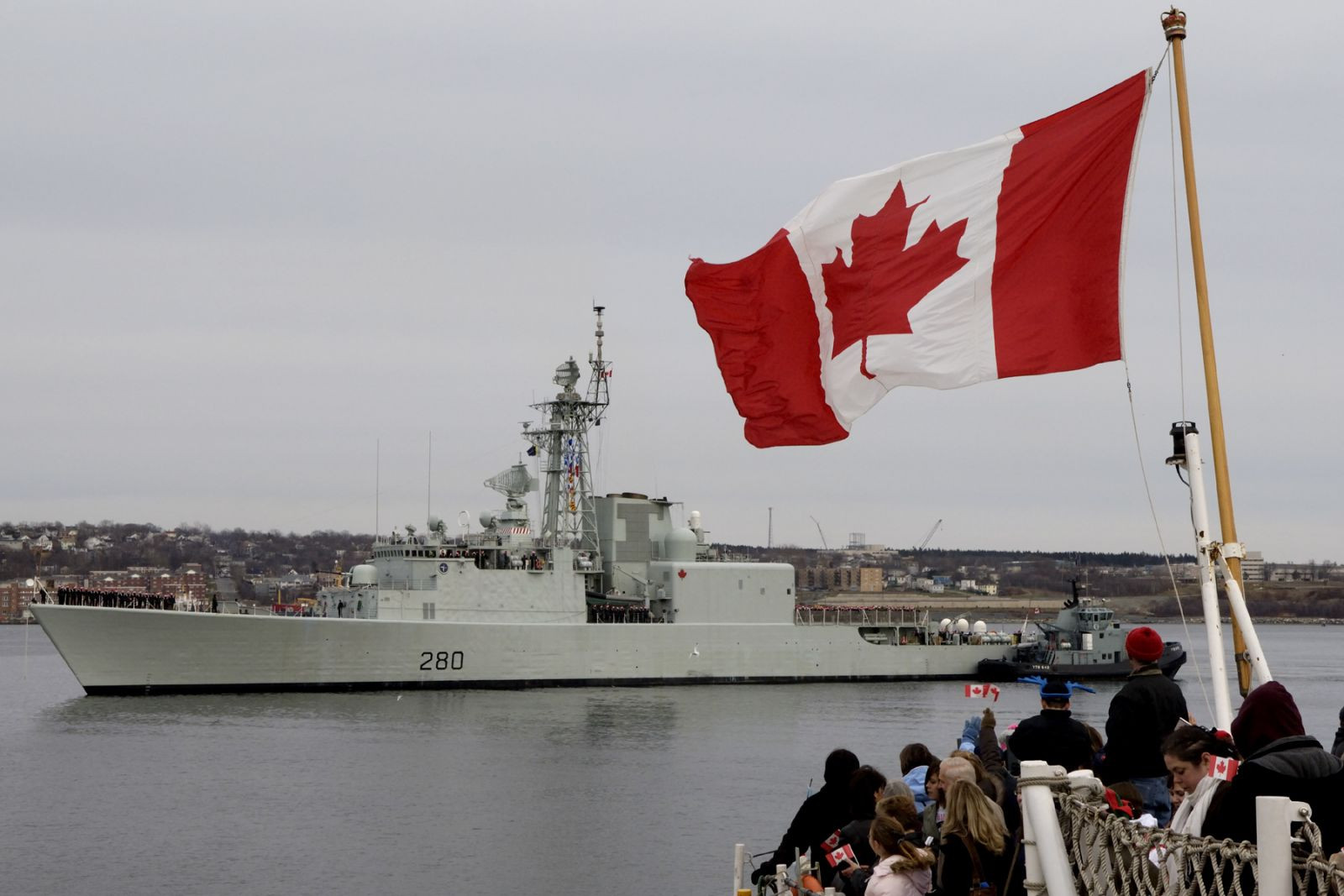 Canad inicia el proceso de 21.000 millones para sus futuros 15