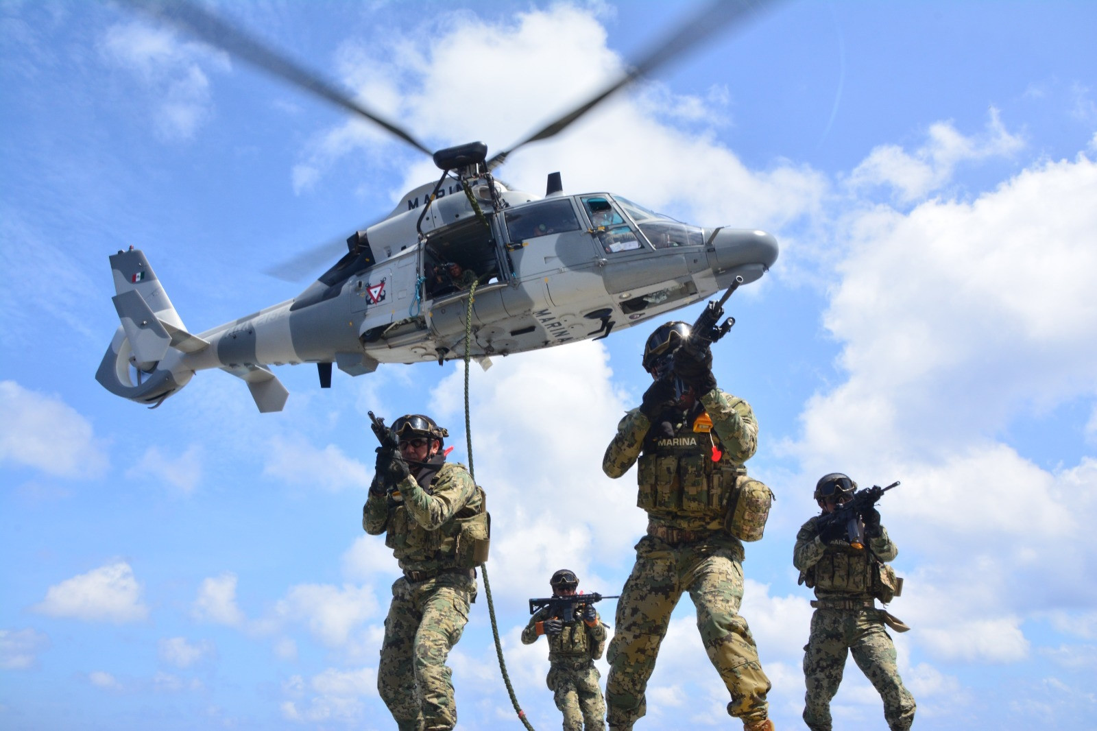 M xico una de las flotas de helic pteros m s grande y moderna de