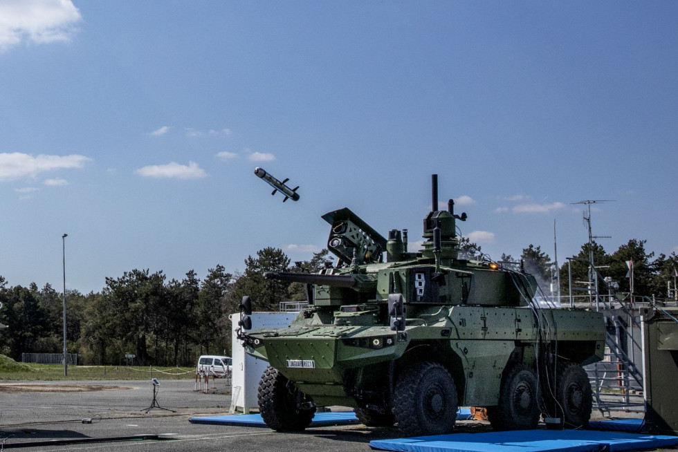 Primer disparo de un misil MMP desde un blindado Jaguar. Foto Laurent Guichardon  MBDA