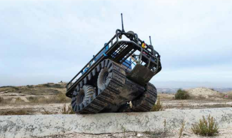 Pruebas de UGV en la Legión. Foto Ejército de Tierra