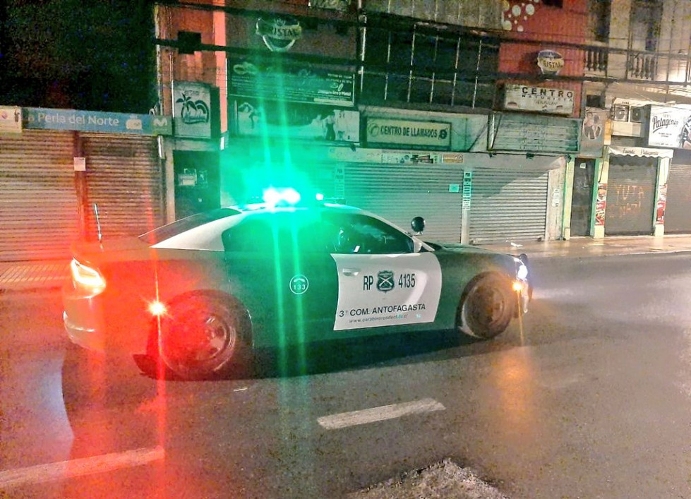 El proyecto también contempla la adquisición de radiopatrullas y carros lanzaguas. Foto Carabineros de Chile