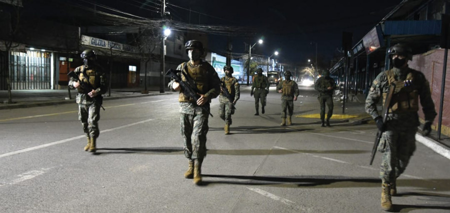 El despliegue de las FFAA de Chile completó un año en apoyo de la autoridad sanitaria. Foto: Ejército de Chile