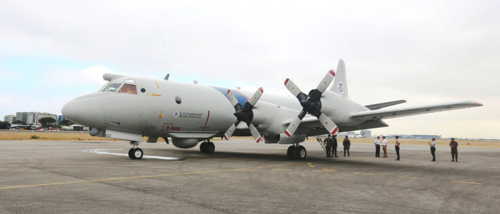 P-3 Orion en pista ecuatoriana, foto Ministerio de la Defensa del Ecuador
