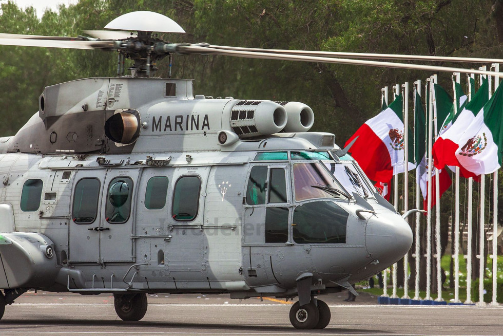 La Famex se esta convirtiendo en un gran escaparate aeronáutico de México al extranjero. Foto, M. García.