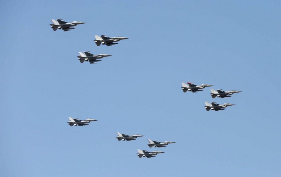 Cazas F-16 Block 50 y MLU en la Revista Preparatoria de la Gran Parada Militar 2018. Foto: Ministerio de Defensa de Chile