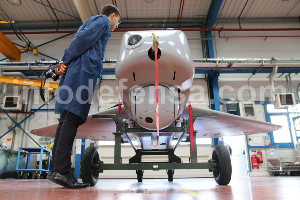 RPAS militar en una fábrica francesa. Foto: Ginés Soriano Forte  Infodefensa.com