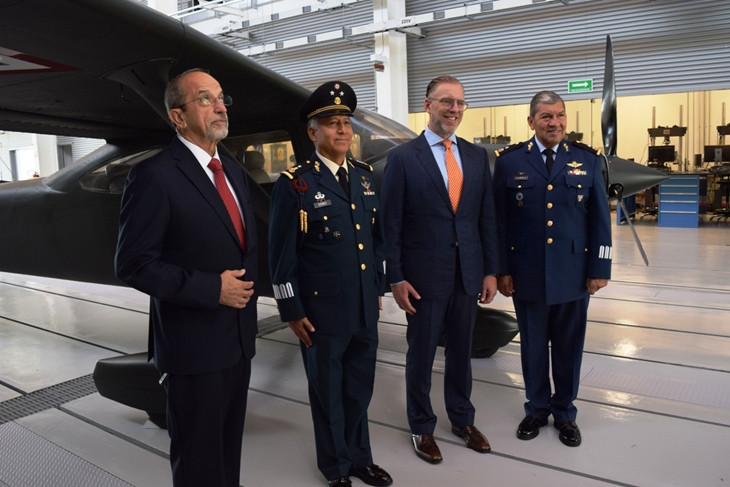 Ceremonia de entrega del Cessna C-182S al Centa. Foto: Sedesu Querétaro.