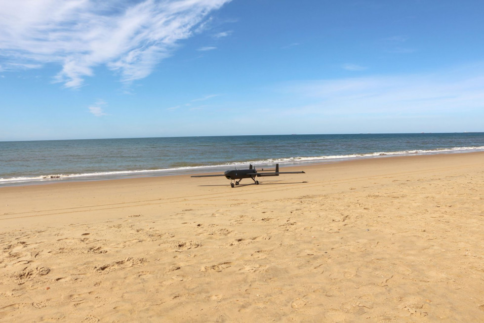 El Tarsis 75 en la playa de Mazagón. Foto: Aertec