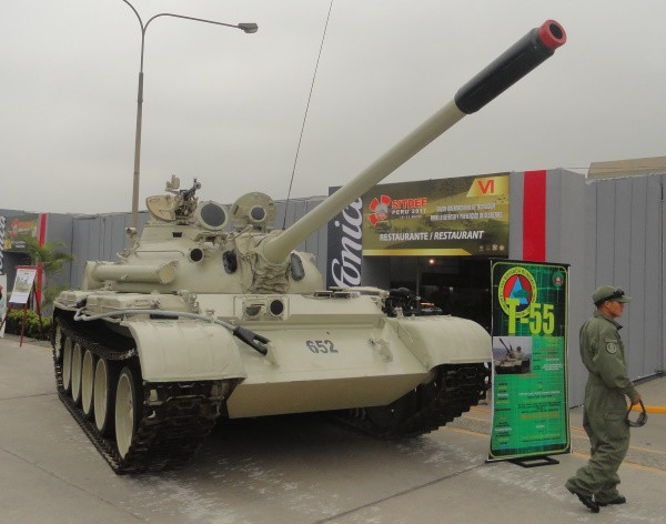 Tanque T-55 del Ejército del Perú. Foto: Peter Watson  Infodefensa.