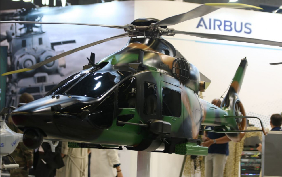 Maqueta del helicóptero H160M HIL de Airbus en Eurosatory 2018. Foto: Ginés Soriano Forte