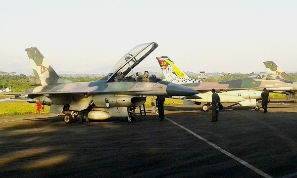 Aviones F-16AB en la rampa de la base aérea de Santo Domingo. Foto: Aviación Militar de Venezuela.