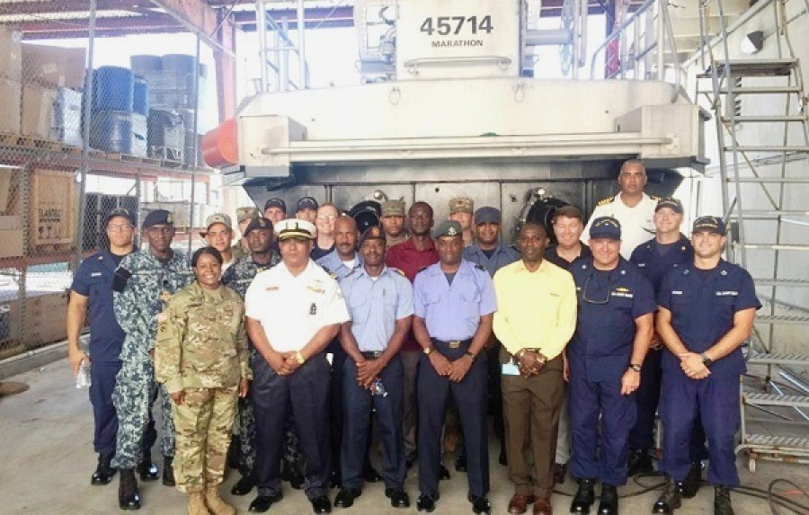 Participantes en el taller de mantenimiento naval en Miami. Foto: U.S. Embassy to Barbados and the Eastern Caribbean, and OECS.