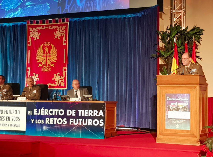 El general Luis Manuel Martínez Meijide durante las jornadas sobre el futuro del Ejército. Foto: Ejército de Tierra.