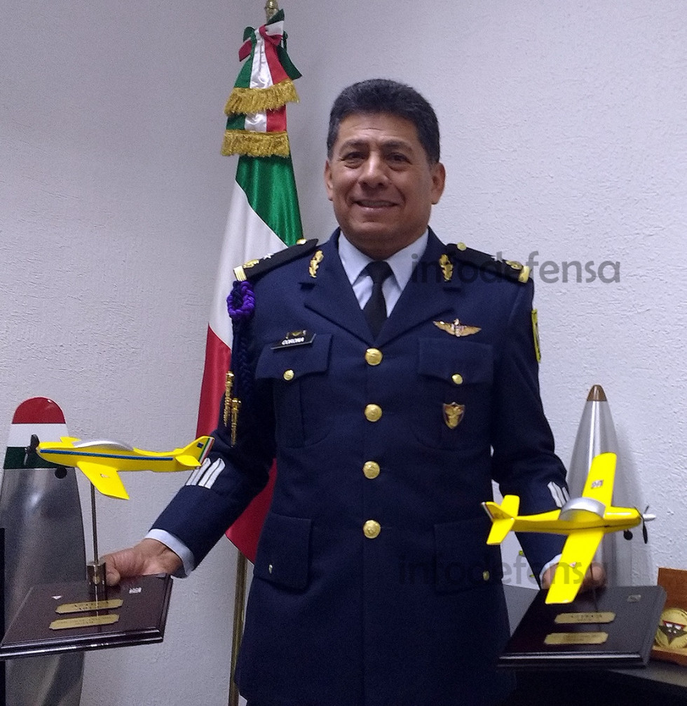 El general de Grupo Julián Martin Corona Rincón.