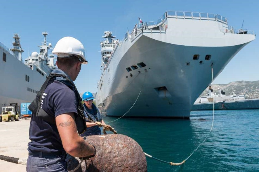 Buque LHD francés de la clase Mistral. Foto: DCNS