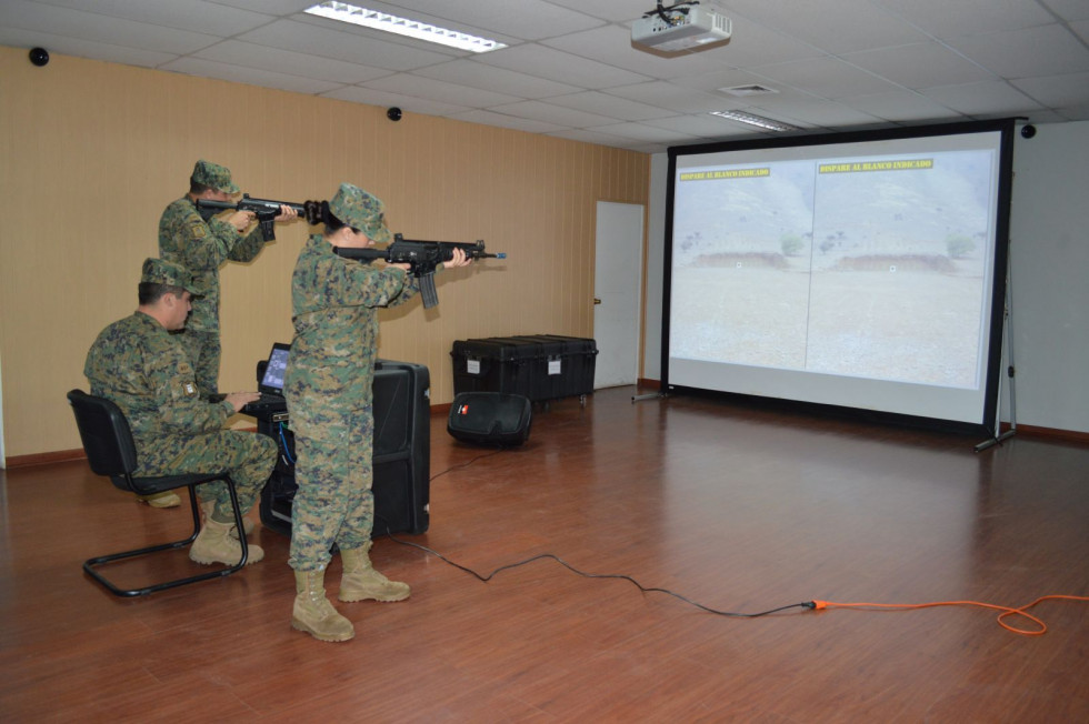 Varios tiradores en pleno entrenamiento. Foto: Andrea Planas