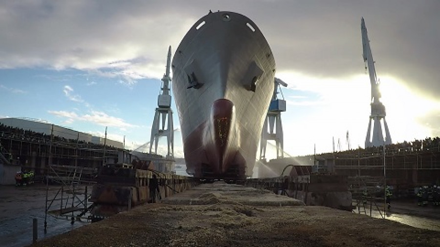 Buque de Navantia en el astillero de Ferrol.