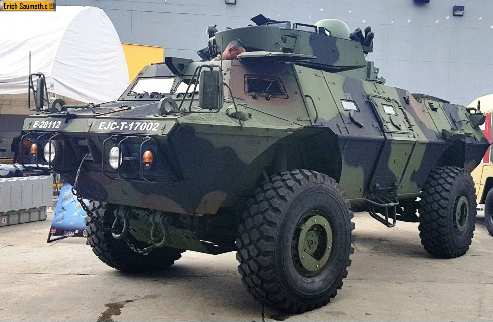 Vehículo blindado M1117. Foto: Infodefensa.com