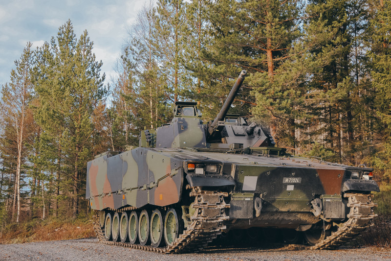 Blindado CV90 suizo. Foto: Ministerio de Defensa de Suiza