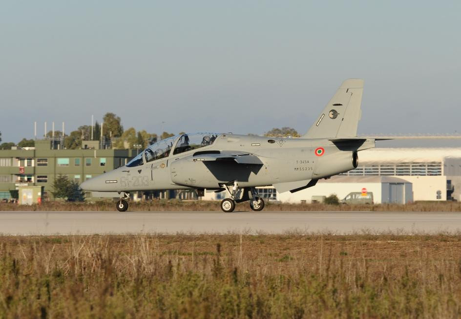 Avión de entrenamiento italiano M-345. Foto: Leonardo