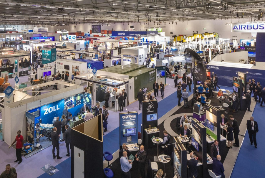 Interior del recinto de la muestra DSEI de Londres durante una edición anterior. Foto: DSEI