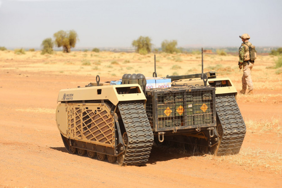 UGV Themis, vehículo base de este proyecto, en un despliegue en Mali. Foto: Ejército de Estonia