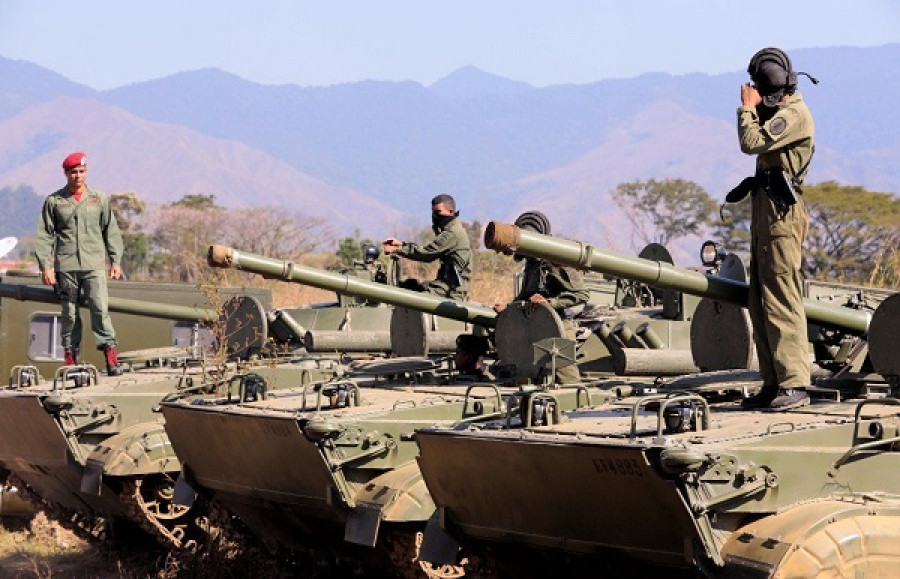 Vehículos blindados BMP-3, de origen ruso, pertenecientes al Ejército de Venezuela. Foto: Ministerio del Poder Popular para la Defensa.