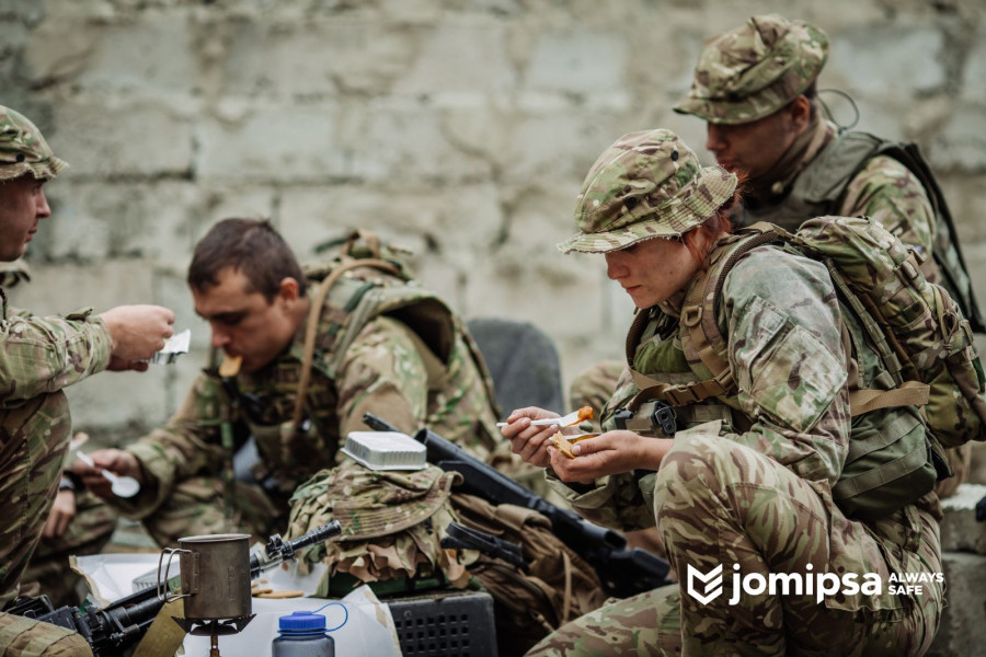 La MRE de Jomipsa permite una alimentación adecuada y facilita las operaciones militares en terreno. Foto: Jomipsa