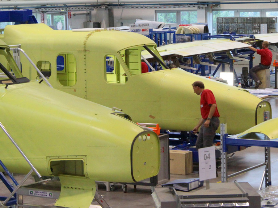 Dornier 228 NG assembly