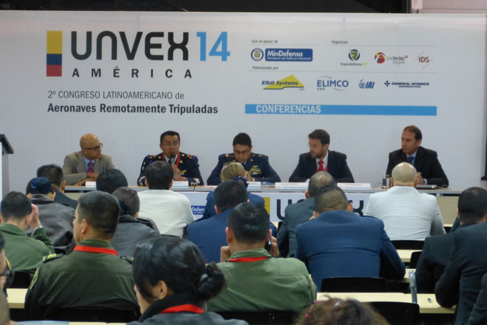 AMBIENTE CONFERENCIAS1