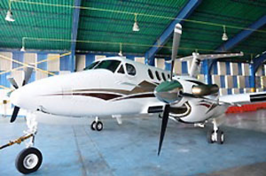 King Air 200 1112 FAV