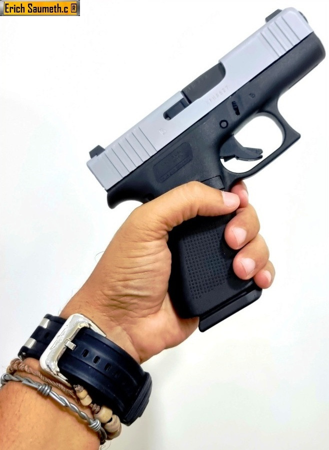 Pistola Glock 43. Foto: Infodefensa.com