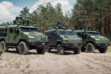 Blindados 4x4 Varta. Foto Ukrainian Armor