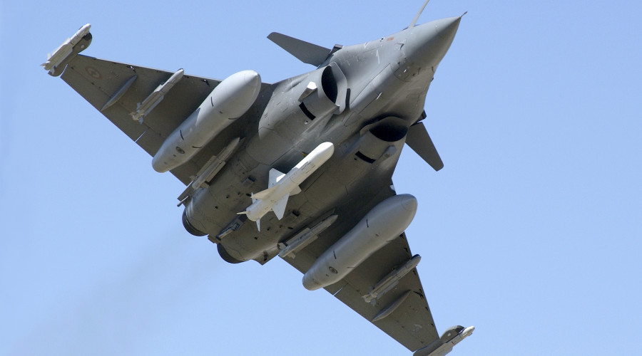 Avión de combate Rafale armado con un misil Exocet AM39. Foto MBDA