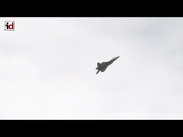 Exhibición aérea del caza F-22 Raptor en Fidae 2022