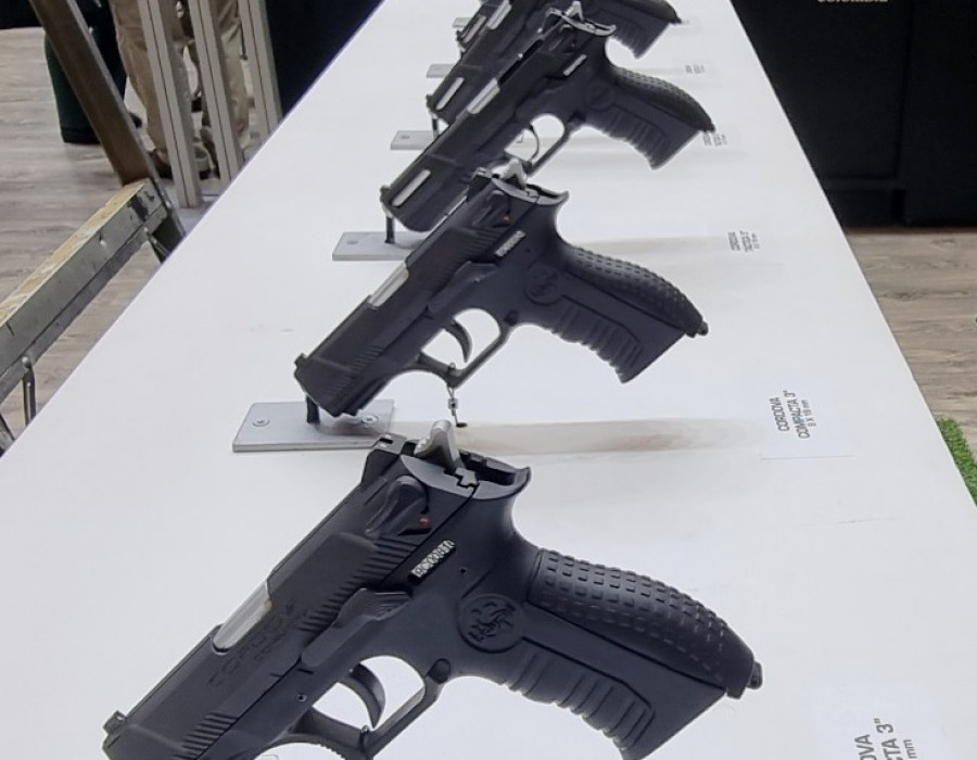 Linea Pistolas Cordova. Foto Infodefensa