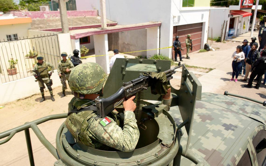 AMLO despliega hasta 30.000 militares para reforzar forntera sur y norte por oleada migrante