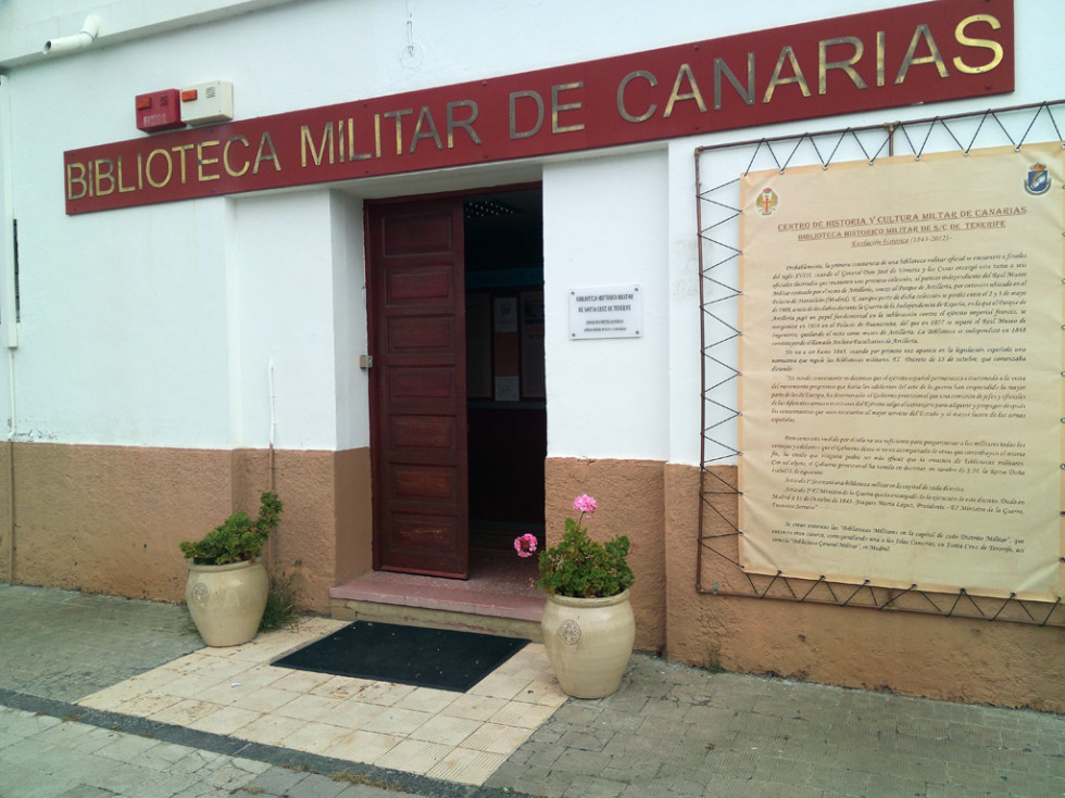 Biblioteca historico militar canarias