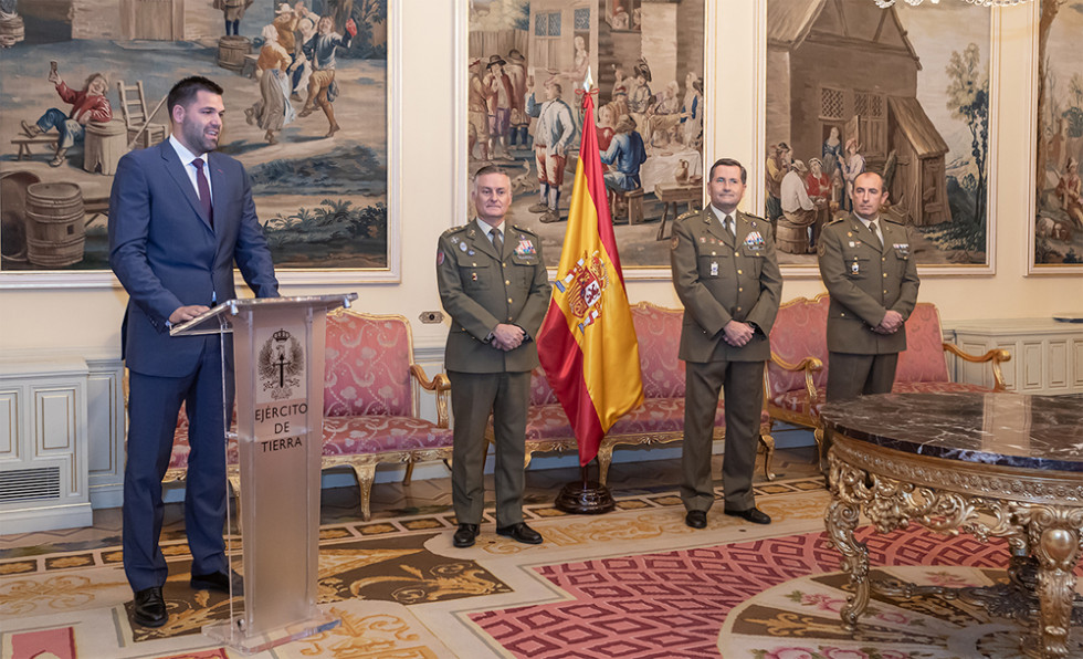 Felipe reyes   ejercito de tierra  mm   mundo militar