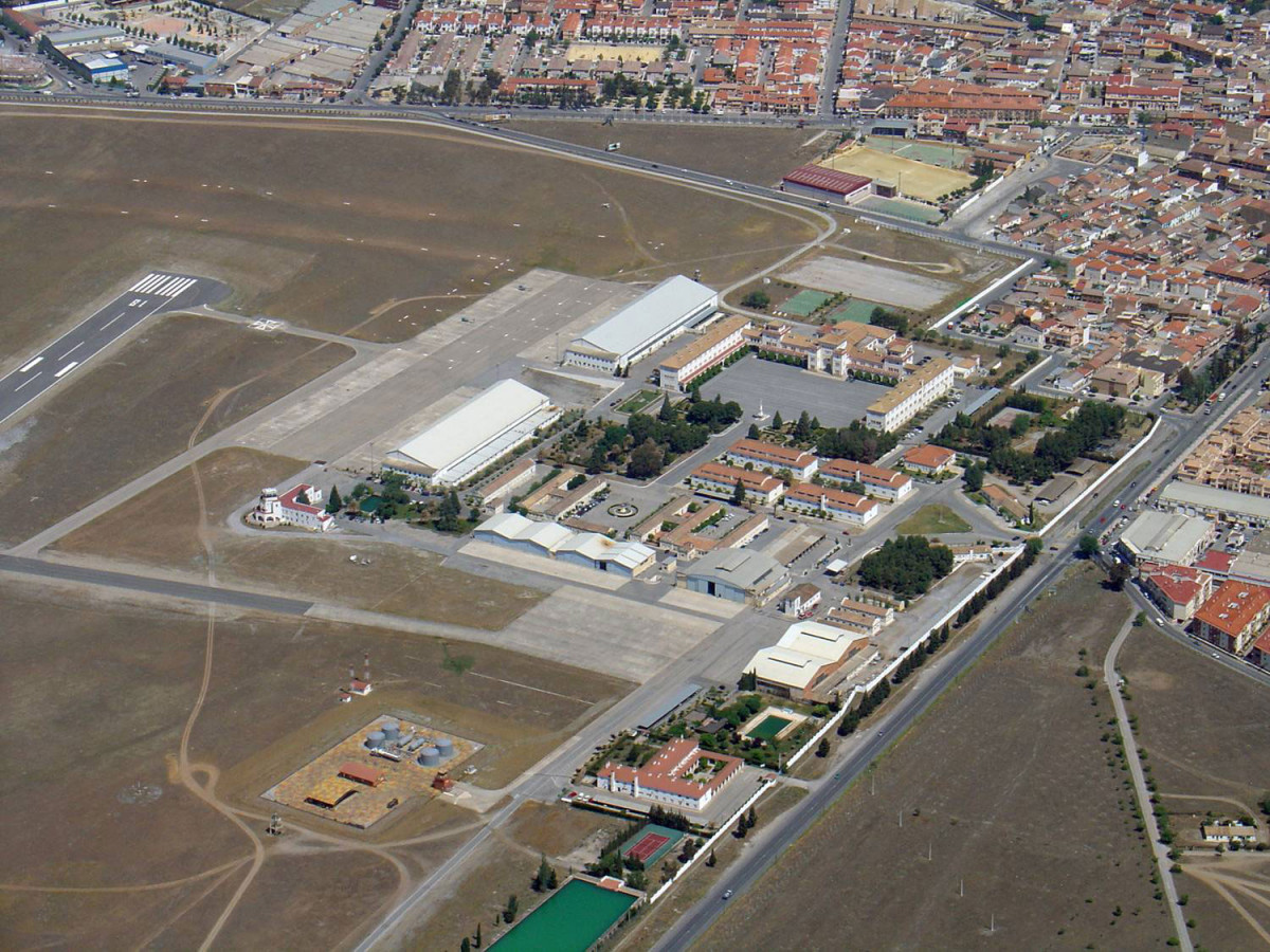 Vista aerea de la base de armilla ejercito del aire