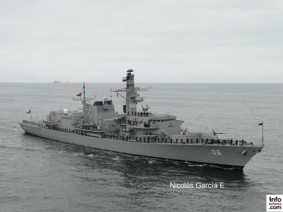 Fragata Type 23 FF 06 Almirante Condell de la Armada de Chile Foto Nicolás García E