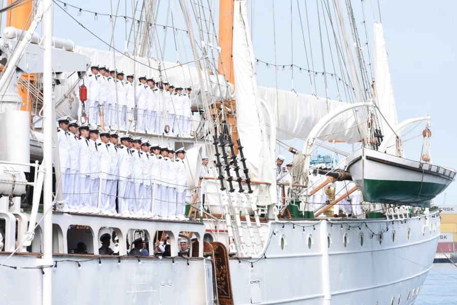 Buque escuela Esmeralda en la base naval del Callao Foto Marina de Guerra del Perú