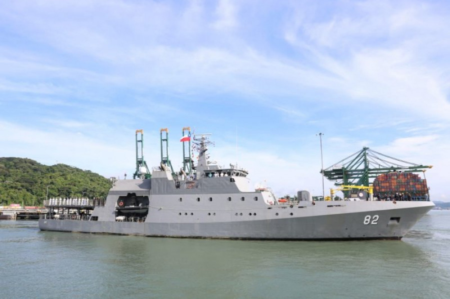 OPV 82 Comandante Toro arribando a las instalaciones de Patsa en Puerto Balboa Foto Armada de Chile